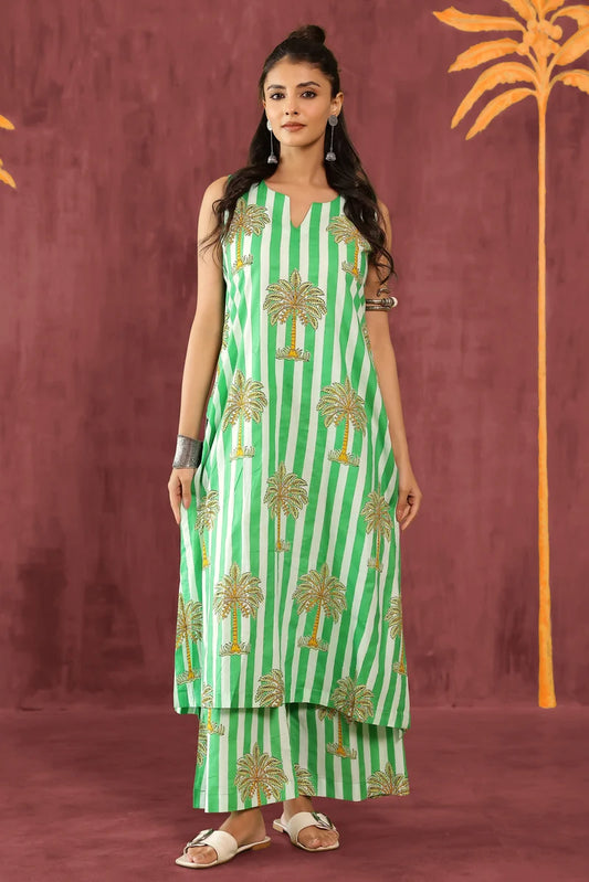 Green Printed Kurta Set - Set of 2