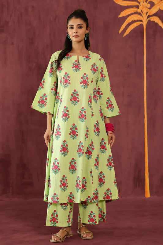 Green Pink Printed Kurta with Pants- Set of 2