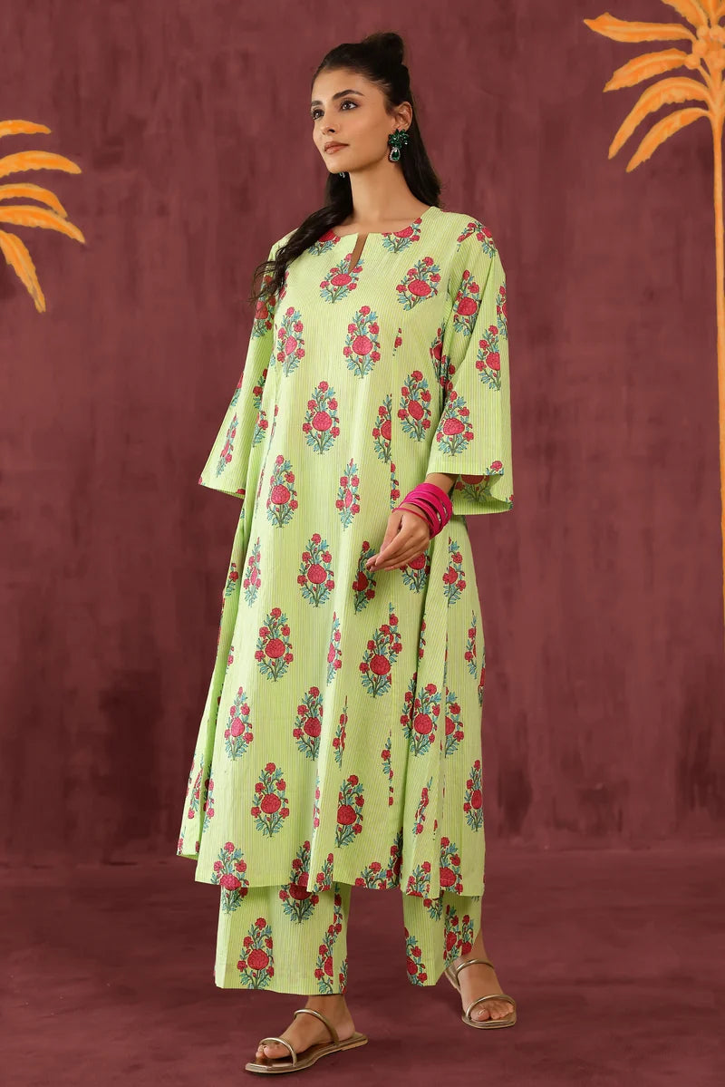 Green Pink Printed Kurta with Pants- Set of 2